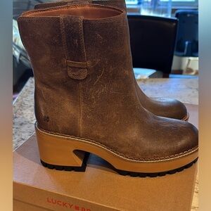 Suede Boots size 8
